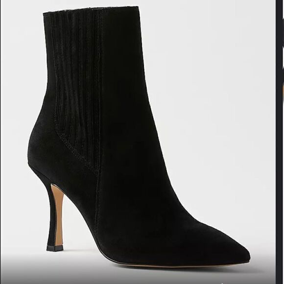 NIB Ann Taylor Chelsea Suede Bootie - Picture 1 of 7